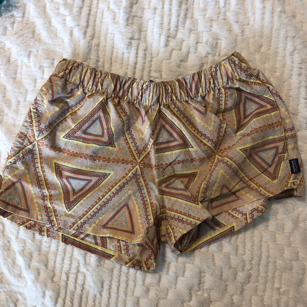 W’s Patagonia Barely Baggies Shorts